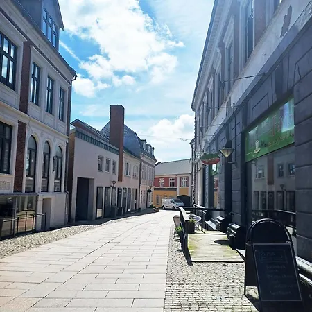 Double In The With Free Parking Hjørring